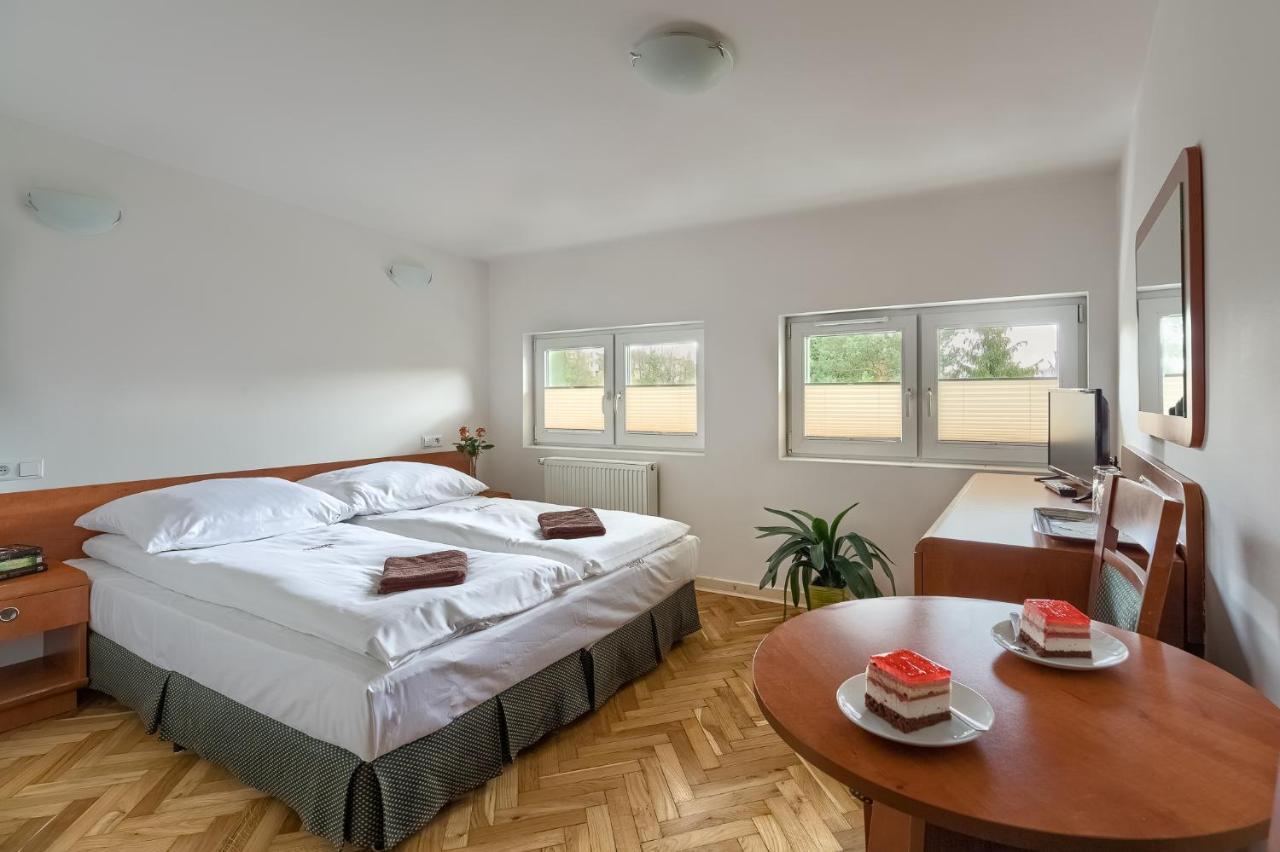 Sarenka Hotel Krynica Zdrój Kültér fotó